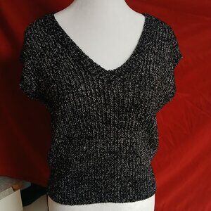 Claus Petites Small Black Sleeveless V-neck Sweater Top